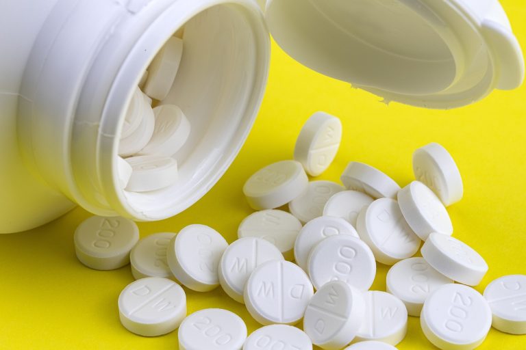ce fructe contin multa vitamina k